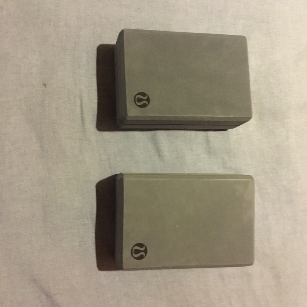 Lululemon props